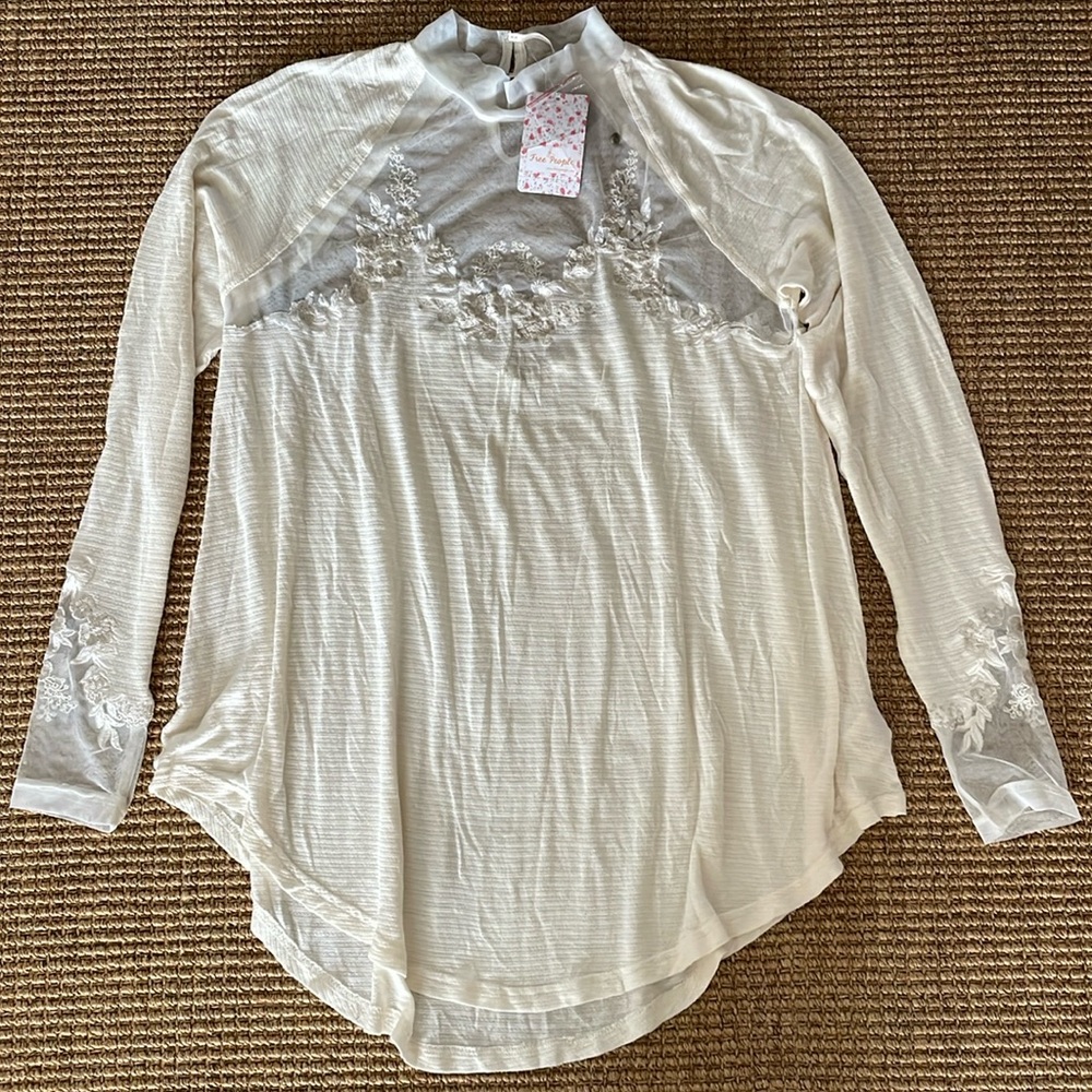 NWT Free People Saheli Mesh Embroidery Top Medium - Picture 3 of 8